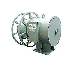 Cable reel for ship crane power supply